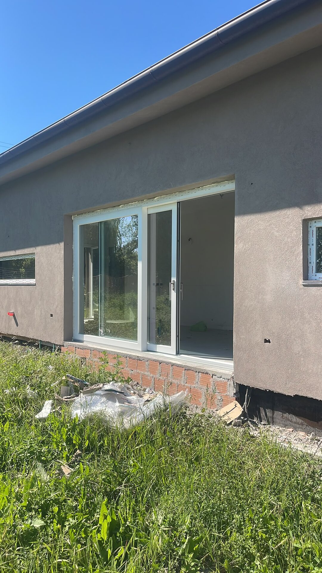 Derë rrëshqitëse PVC